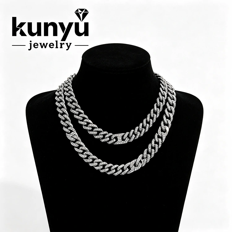 Iced Out Kuba Chain