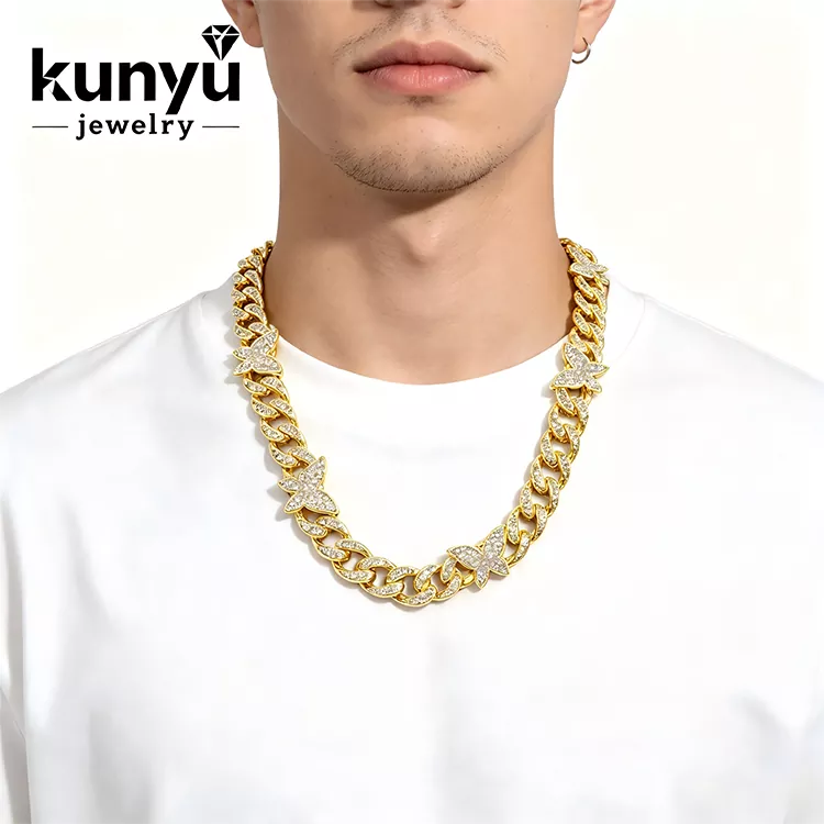 Urban Fashion Kuba Kalung