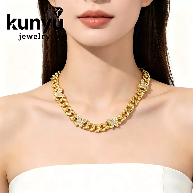 Urban Fashion Kuba Kalung